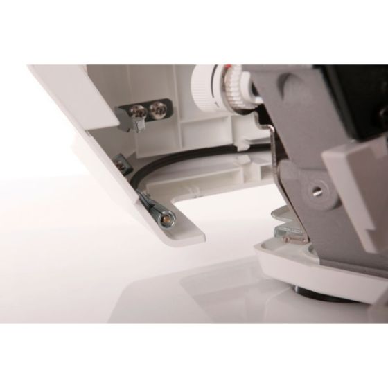 Juki MO-654DE Serger