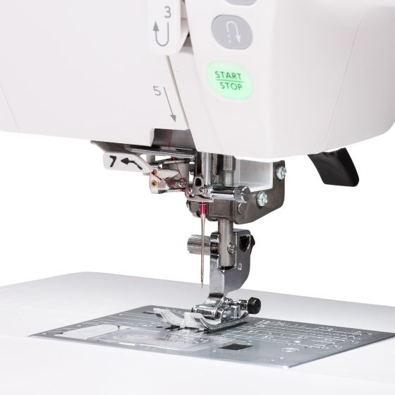 Janome Memory Craft 9450QCP Quilting Sewing Machine