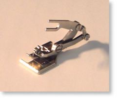 Brother SA177 Side Cutter