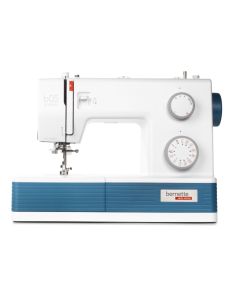 Bernette b05 Academy Sewing Machine With Free Workbook Customer Return