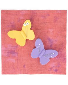 Dritz Butterfly Magnetic Pin and Needle Holder