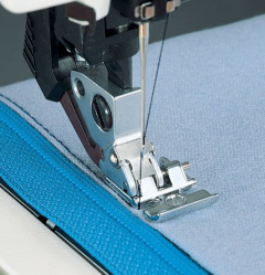 Pfaff Zipper Foot (A) 820287096