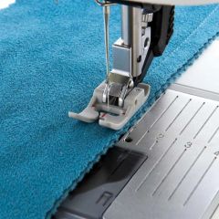 Pfaff Non Stick Foot with IDT 820664096